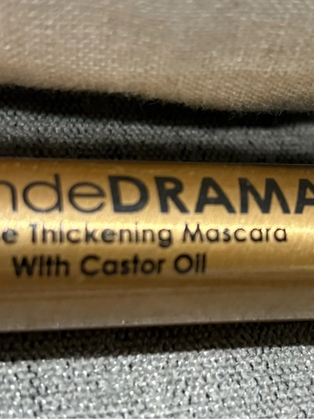 GrandeDRAMA Intense Thickening Mascara – Gold
